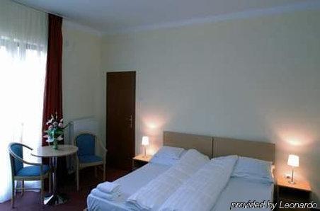 Hotel Korona Харканы Номер фото
